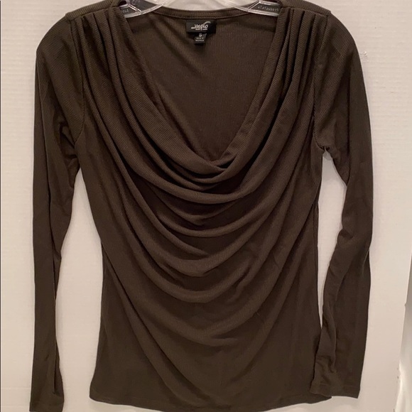 Wassano Top - Picture 1 of 3